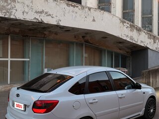 2016 Lada (ВАЗ) Granta I, белый, 620000 рублей, вид 4