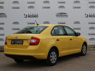 2017 Skoda Rapid I, жёлтый, 1220000 рублей, вид 5