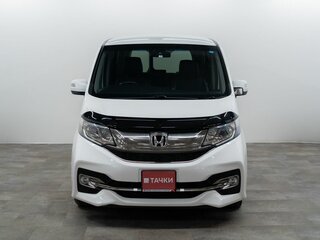 2017 Honda Stepwgn Spada V, белый, 1935000 рублей, вид 1