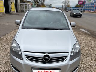 2012 Opel Zafira B Рестайлинг, серебристый, 950000 рублей, вид 2