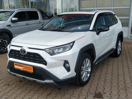 Toyota RAV4 V (XA50)
