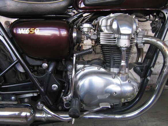 2005 Kawasaki W 650, коричневый - вид 10