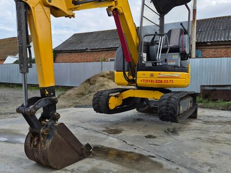 2016 Komatsu PC30UU, жёлтый, 2100000 рублей, вид 4