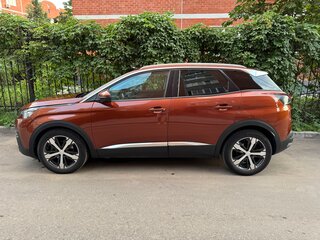 2017 Peugeot 3008 II, коричневый, 1690000 рублей, вид 3