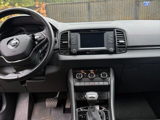 2021 Skoda Karoq I Рестайлинг, серый, 2450000 рублей, вид 5