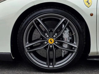 2019 Ferrari 488 Spider, зелёный, 20400776 рублей, вид 5