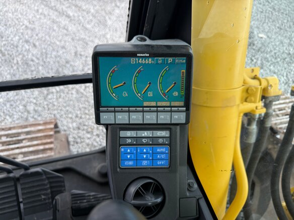 2017 Komatsu PC300, жёлтый - вид 11