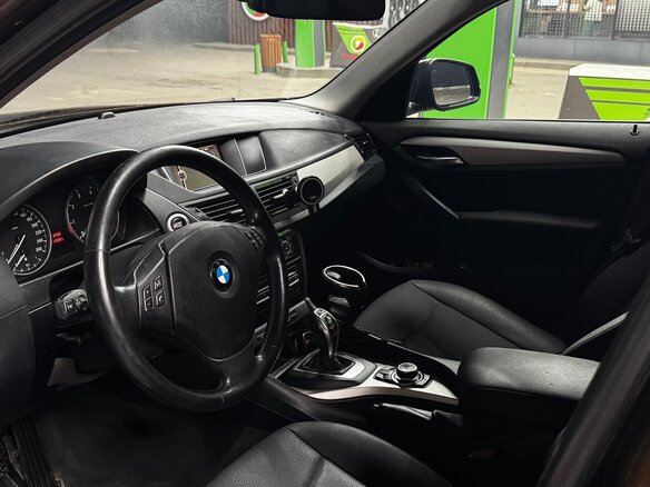 2013 BMW X1 20i I (E84) Рестайлинг, коричневый, 1300000 рублей - вид 10