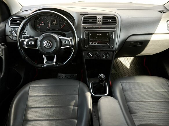 2019 Volkswagen Polo V Рестайлинг, красный - вид 7