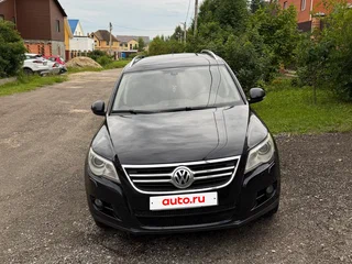 2011 Volkswagen Tiguan I, чёрный, 1000000 рублей, вид 2
