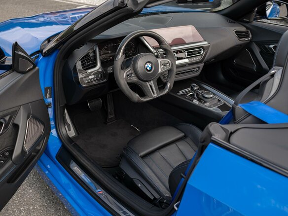 2021 BMW Z4 20i III (G29), синий, 4399000 рублей - вид 24
