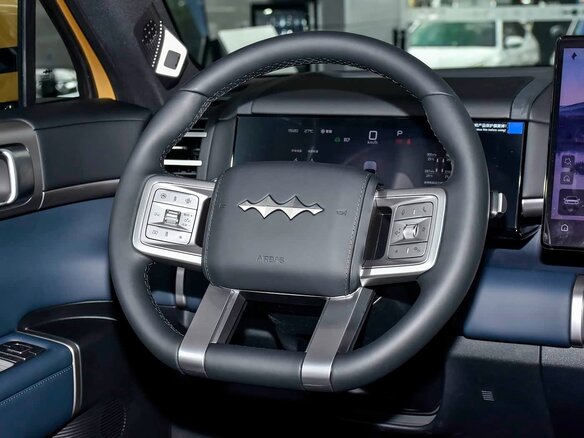 2026 BYD FangChengBao Titanium 7 35.6 kWh, золотистый - вид 16