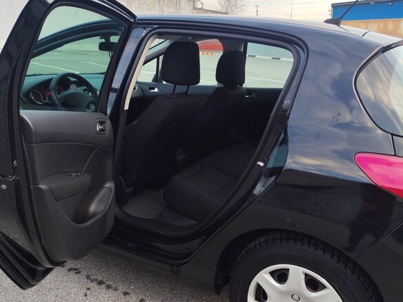 2010 Peugeot 308 I, чёрный, 580000 рублей - вид 16