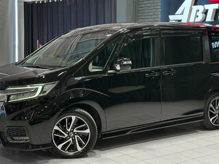 2017 Honda Stepwgn V Рестайлинг, чёрный, 2257000 рублей, вид 2