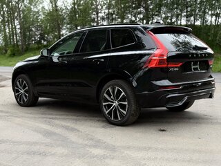 2024 Volvo XC60 II Рестайлинг, чёрный, 3750000 рублей, вид 3
