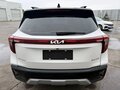 2023 Kia Seltos I Рестайлинг, белый, 1870000 рублей - вид 4