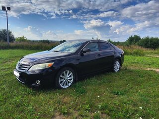 2011 Toyota Camry VI (XV40) Рестайлинг, чёрный, 1350000 рублей, вид 1