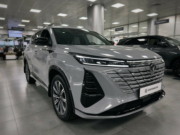 2026 Changan CS75 Plus IV, серебристый, 4299900 рублей