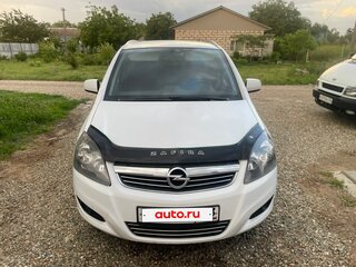 2012 Opel Zafira B Рестайлинг, белый, 780000 рублей, вид 2