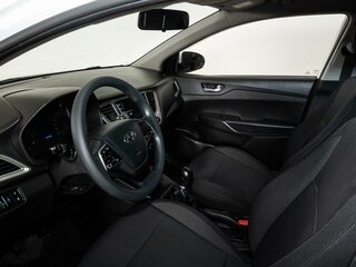 2021 Hyundai Solaris II Рестайлинг, белый, 1060000 рублей, вид 5