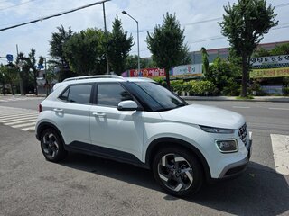 2023 Hyundai Venue I, белый, 1456000 рублей, вид 2