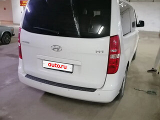 2015 Hyundai H-1 II Рестайлинг, белый, 1900000 рублей, вид 2
