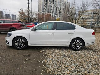 2014 Volkswagen Passat B7, белый, 1250000 рублей, вид 5