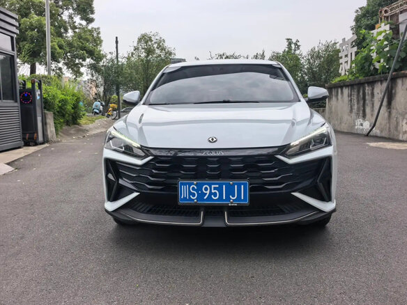 2024 Dongfeng Aeolus Yixuan I Рестайлинг, белый - вид 2