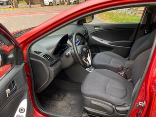 2013 Hyundai Solaris I, красный, 790000 рублей, вид 5