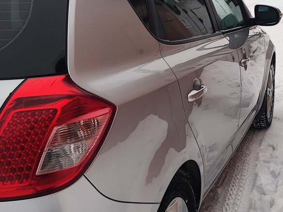 2011 Kia Ceed I Рестайлинг, серебристый, 890000 рублей - вид 9