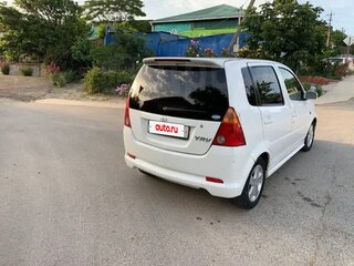 2002 Daihatsu YRV I Рестайлинг, белый, 500000 рублей, вид 3