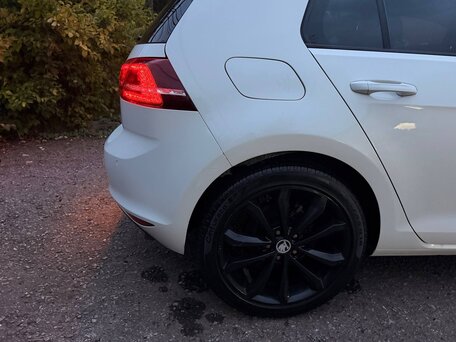2013 Volkswagen Golf VII, белый, 950000 рублей, вид 5