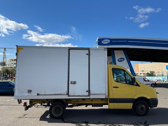 2016 Volkswagen Crafter, жёлтый, 1085000 рублей - вид 8