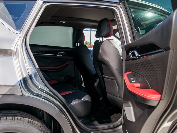 2026 Geely Coolray I Рестайлинг 2, серый, 2935990 рублей - вид 13
