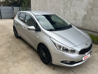2013 Kia Ceed II, серебристый, 900000 рублей, вид 5