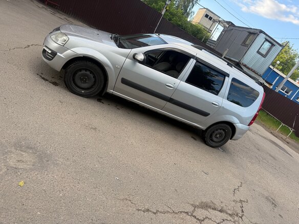 2015 Lada (ВАЗ) Largus I, серый, 500000 рублей - вид 2