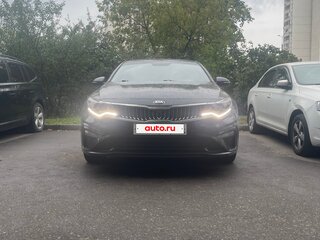 2019 Kia Optima IV Рестайлинг, синий, 1800000 рублей, вид 3