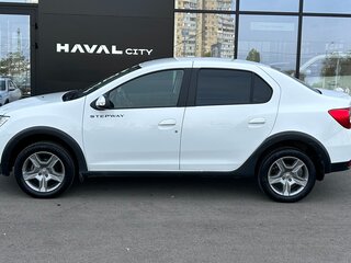 2021 Renault Logan Stepway II Рестайлинг, белый, 1169900 рублей, вид 3
