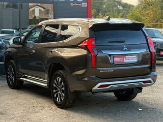 2021 Mitsubishi Montero Sport III Рестайлинг, коричневый, 3780000 рублей, вид 5