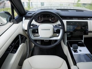2026 Land Rover Range Rover P530 MHEV Long V, золотистый, 28700000 рублей, вид 2