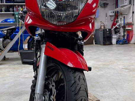 2005 Suzuki Bandit GSF 650, красный, 380000 рублей, вид 1