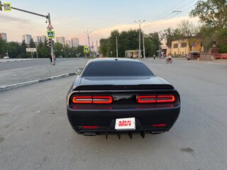 2019 Dodge Challenger III Рестайлинг 2, чёрный, 4000000 рублей, вид 4