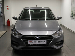 2017 Hyundai Solaris II, серый, 1064000 рублей, вид 2