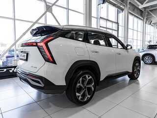 2026 Geely Atlas II, белый, 3449990 рублей, вид 4