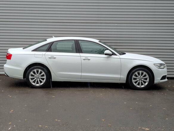 2014 Audi A6 IV (C7), белый, 1880000 рублей - вид 4