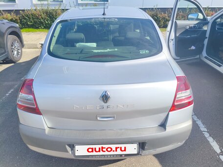 2006 Renault Megane II Рестайлинг, серый, 400000 рублей, вид 3