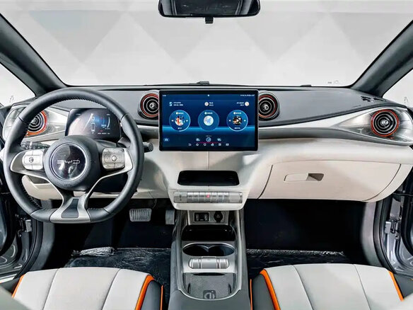 2023 BYD Dolphin 44.9 kWh I, серебристый, 1810000 рублей - вид 10