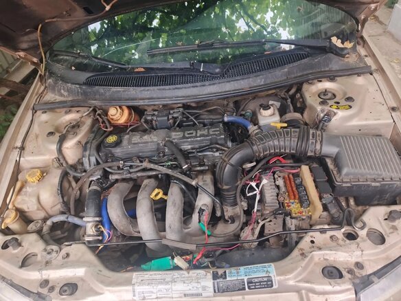 2000 Plymouth Breeze, золотистый, 300000 рублей - вид 1