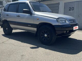 2004 Chevrolet Niva I, серебристый, 500000 рублей, вид 2