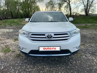 2011 Toyota Highlander II (XU40) Рестайлинг, белый, 1800000 рублей, вид 2